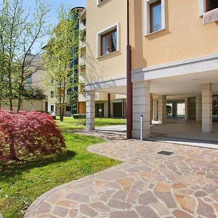 Casa Rosada Monza Autodromo Apartment Nova Milanese ภายนอก รูปภาพ
